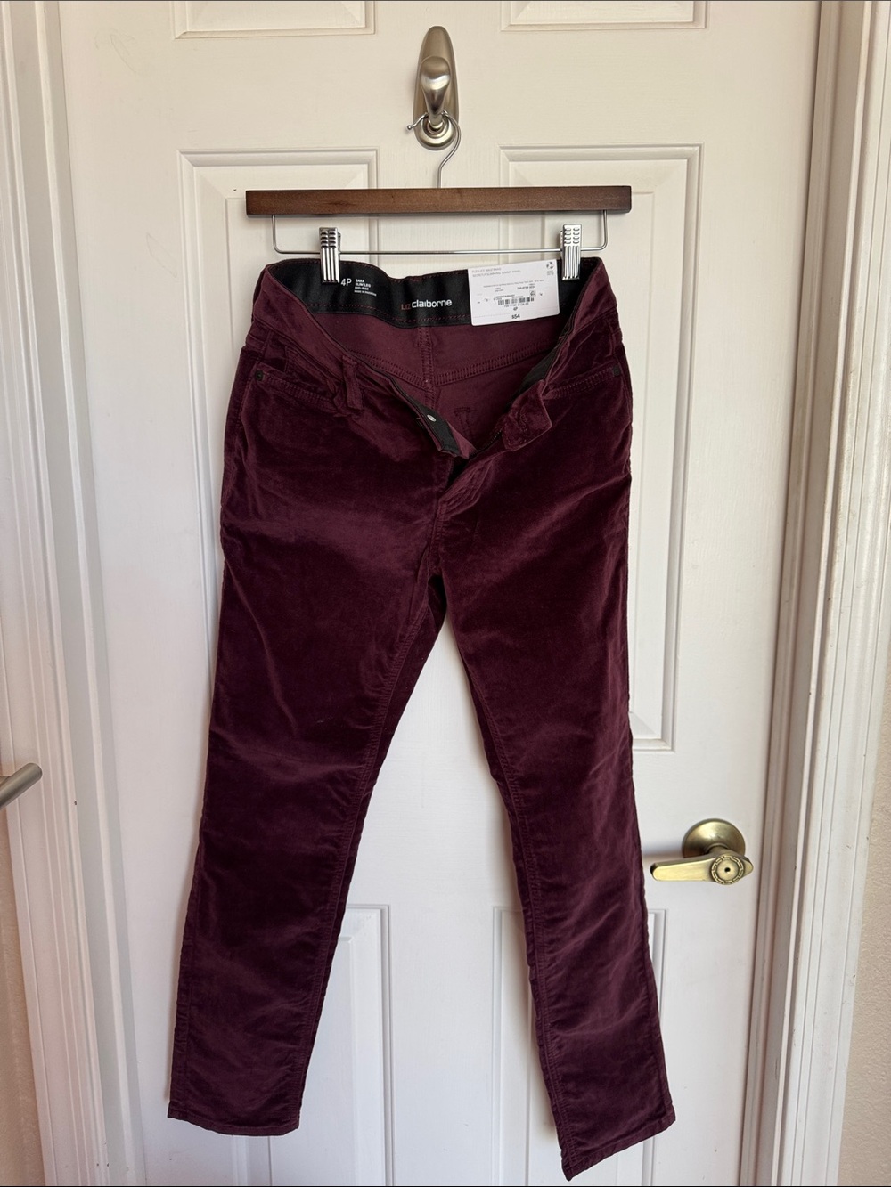 Liz Claiborne Burgundy Corduroy Slim Pants NWT VELVET HIGH QUALITY